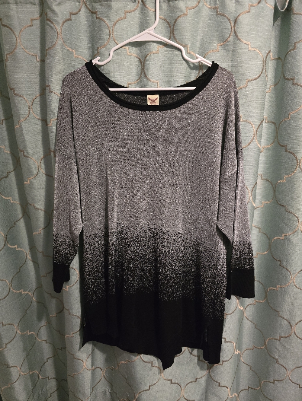 Faded Glory Women's 3X (22W-24W) Sparkling Black Silver 3/4 Sleeve Pull Over